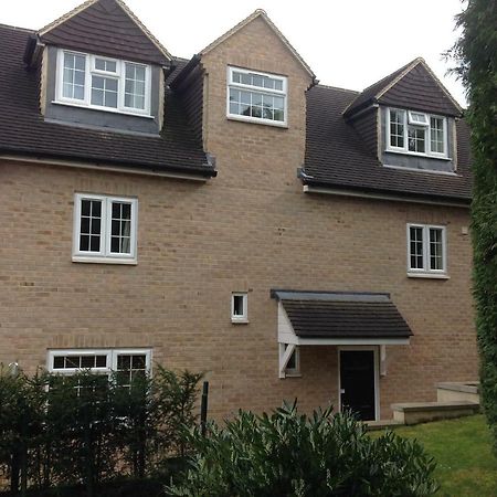 Oxford Apartments 1 Екстер'єр фото
