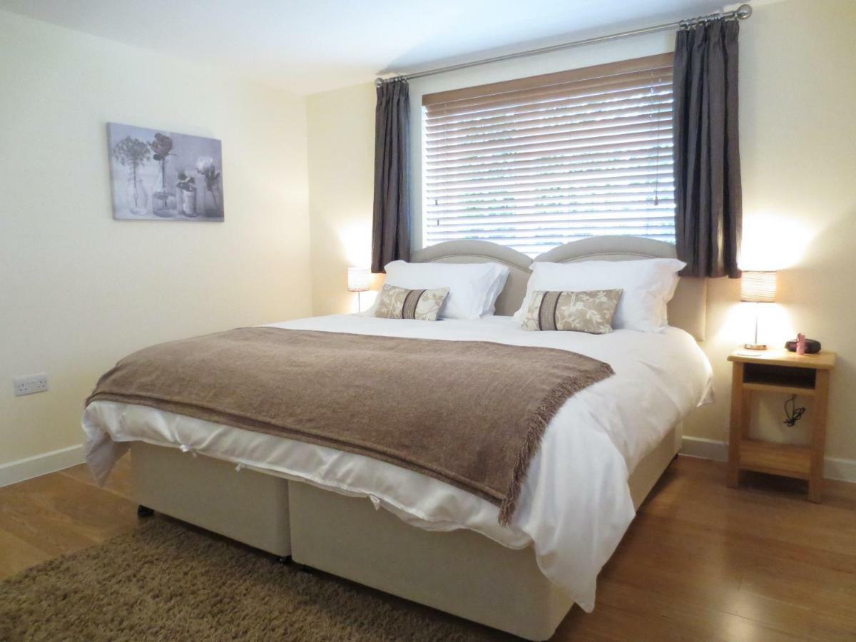 Oxford Apartments 1 Екстер'єр фото